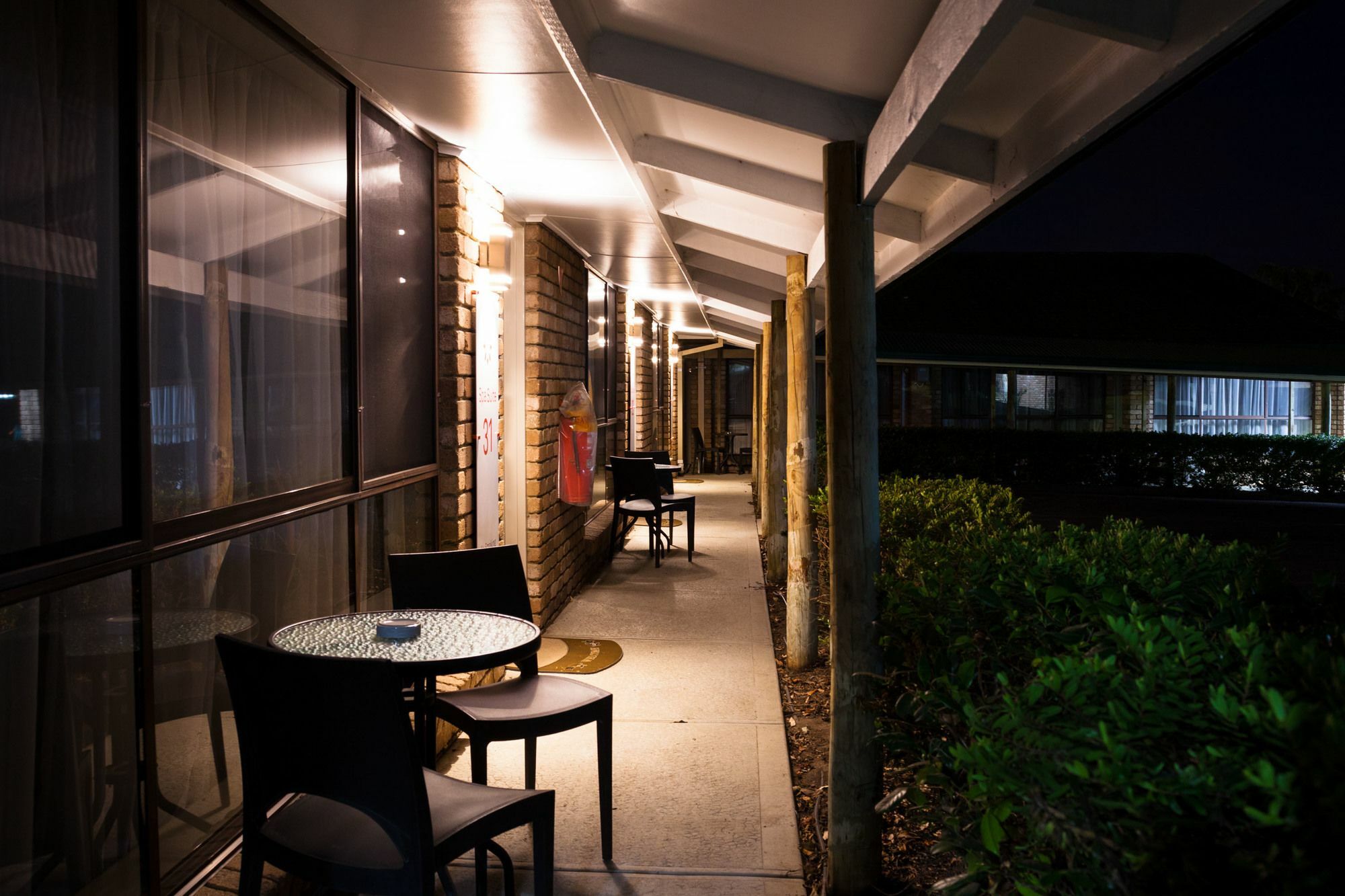 Farnham Court Motel And Restaurant Morwell Bagian luar foto